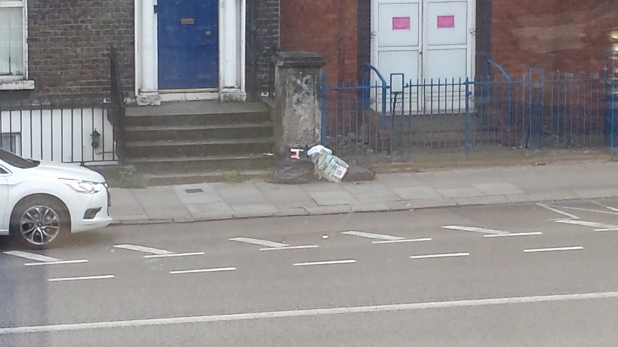 Beside_87_Amiens_St_D1_Aug_31_2015